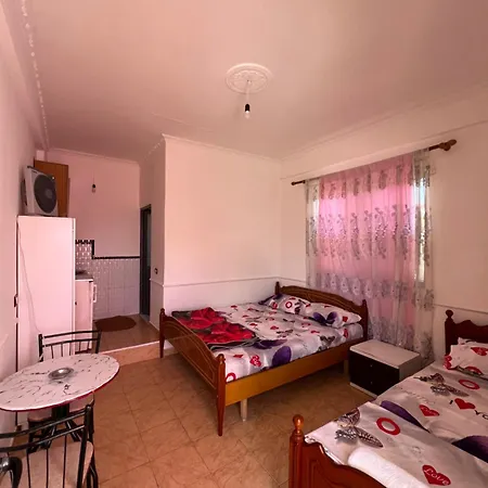 Rent Ag & Af אכסניה *